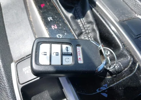 2016 Honda Civic Ex-L z USA, uszkodzony, nr VIN 19XFC1F71GE011165